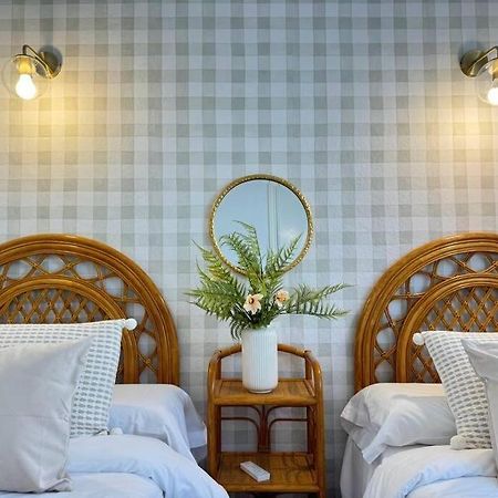 Nuevo Torrox Deluxe Beach & Piscina Екстериор снимка
